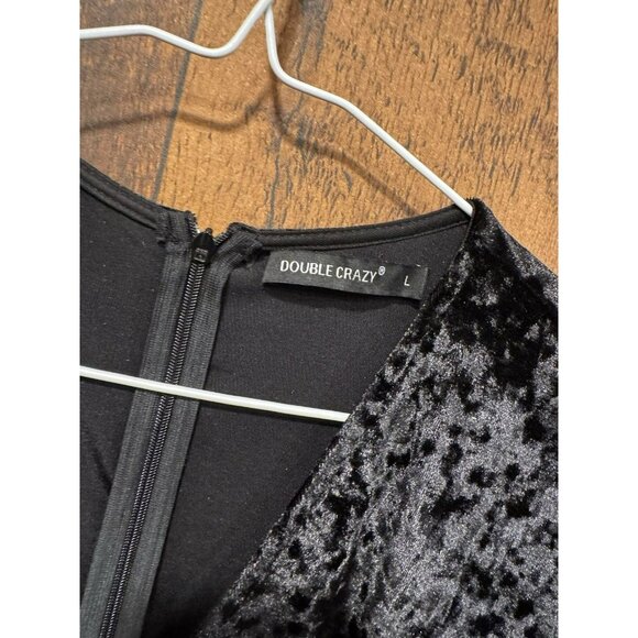 Double Crazy Women’s Velvet Black Sleek Dress Large EUC - Picture 4 of 8